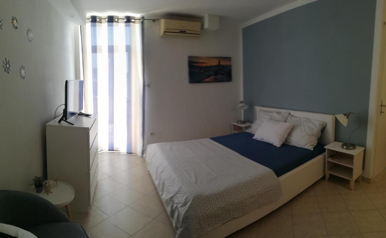 Center Of Rovinj, Sea View Apartment Bagian luar foto